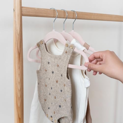 3 Sprouts Velvet Baby Hangers, Non Slip Slim, Pink, 30 Pack - Image 5