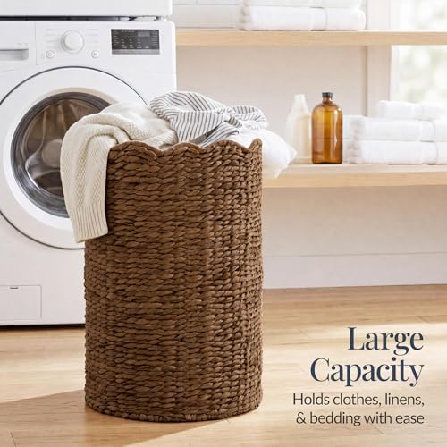 Best Choice Products Scalloped Laundry Large Round Hamper, Handwoven Laundry Basket for Clothes, Towels, Blankets, Multipurpose Storage Organizer For Laundry Room or Closet - Chestnut - Image 4