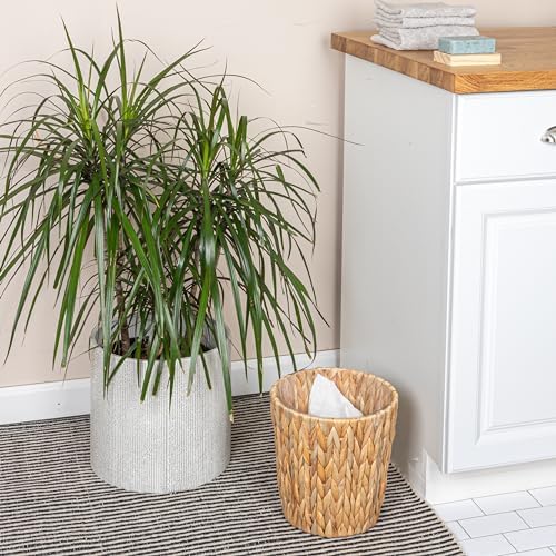Household Essentials Handwoven Round Water Hyacinth Waste Basket with Plastic Liner, Natural - Image 7